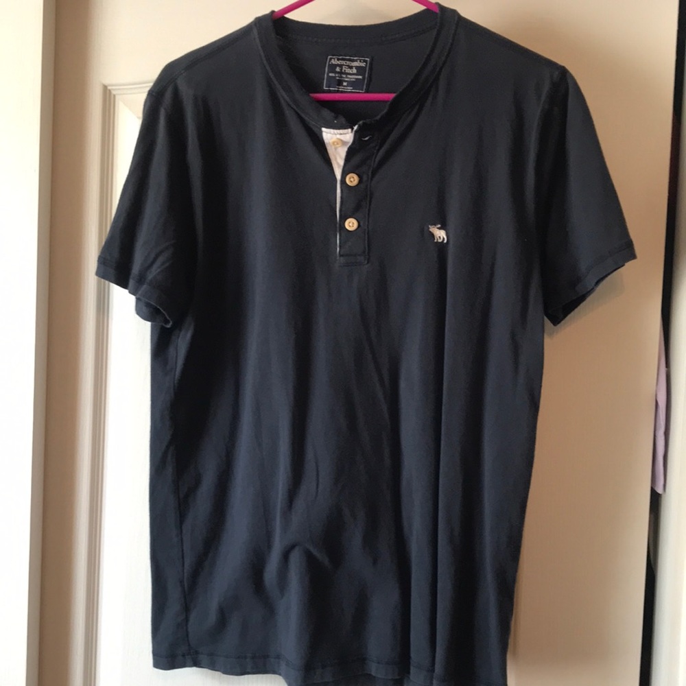 Men’s stylish T-shirt